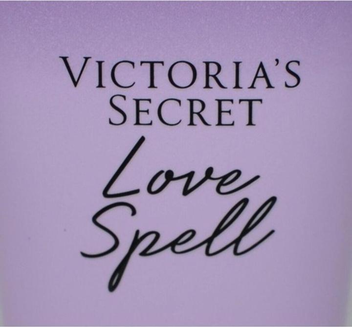Produktbild Victoria's Secret Love Spell Fragrance Lotion Body Hand Cream 8oz (Körperlotion, 236 ml)