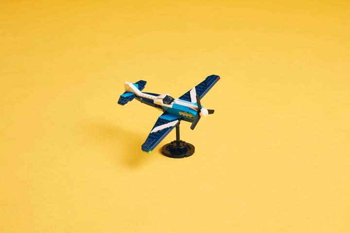 Produktbild LEGO Flieger: Rennflugzeug (31160, LEGO Creator Expert)
