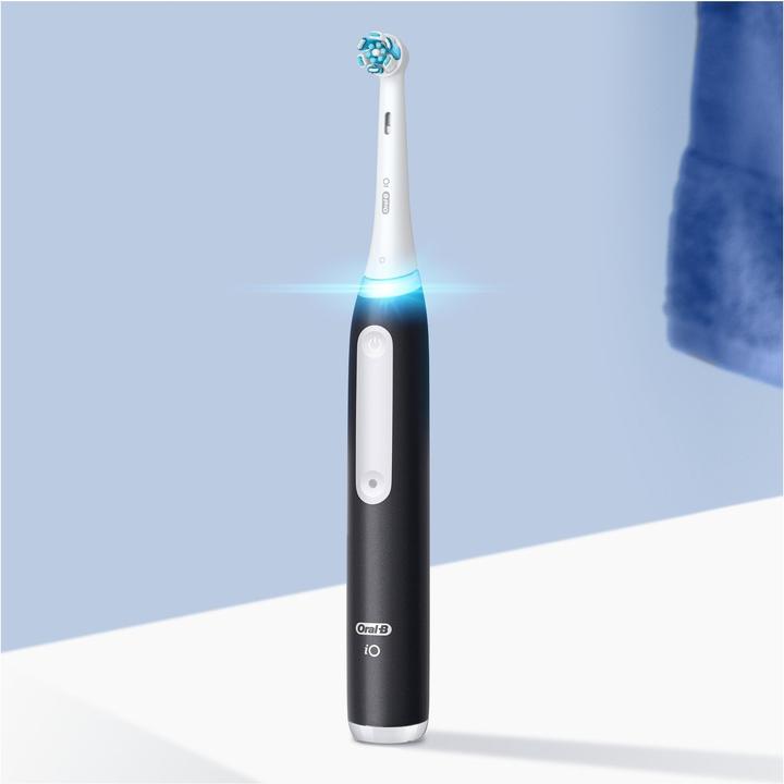 Actual product image Oral-B IO 3S (Oscillating toothbrush)