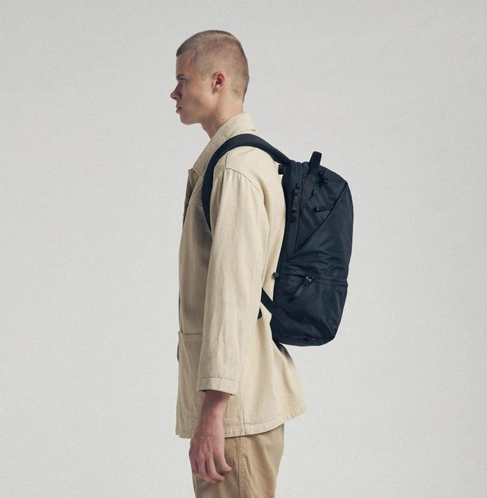 Produktbild Urth Arkose 20L Backpack + Camera Insert (Black) (Fotorucksack, 20 l)