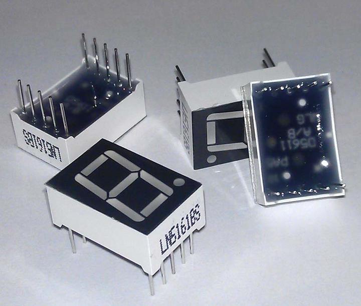 Actual product image OEM 7-Segment Display Red Com. Anode 1 character 14mm (Display)