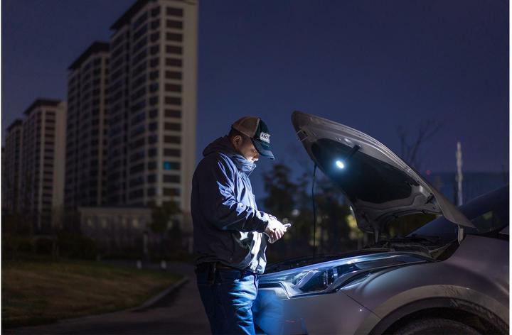 Actual product image Olight Prowess torch & lantern (14.30 cm, 5000 lm)