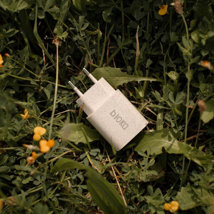 Immagine prodotto Bioka Doppio adattatore 20W Biodegradabile Eco-friendly USB-C Power Delivery (20 W)