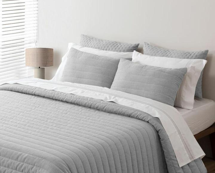 Actual product image Pierre Cardin Bedspread (quilt) LINO (270 x 235 cm)