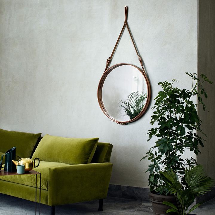 Produktbild Gubi Adnet Wall Mirror Circular Ø58 Tan Leather (58 cm)