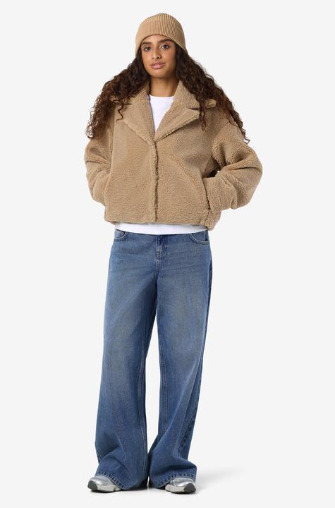 Actual product image Noisy May Cropped Teddyjacke (M)