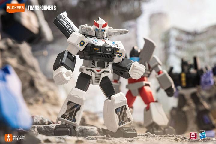 Actual product image Blokees Transformers Plastic Model Kit Galaxy Version 01 Roll Out Range (9)