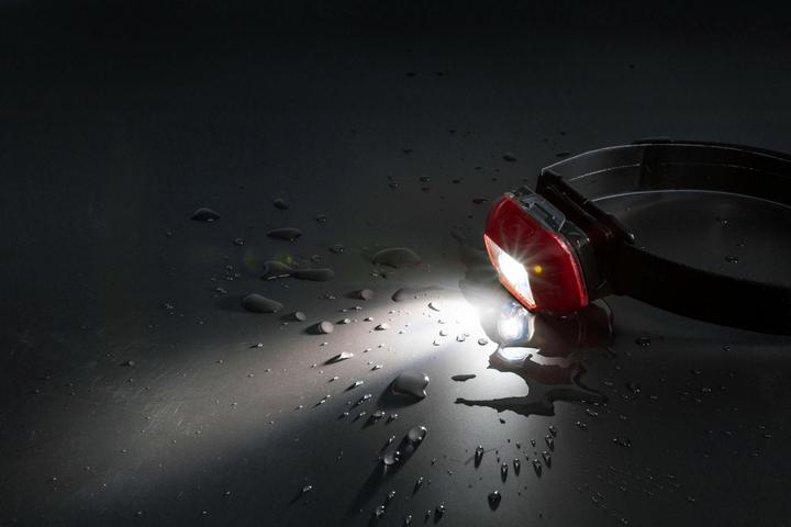 Image du produit Awtools BLACK LINE TINRAY COB + CREE LED Lampe de poche frontale 3xAA