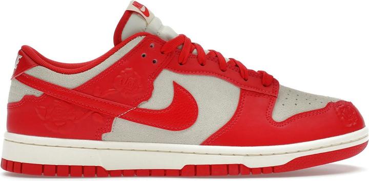 Image du produit Nike Dunk Low Red Roses (Women's) (44.5)