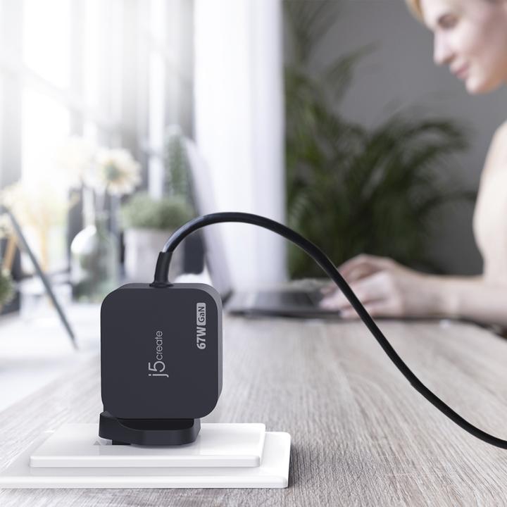 Actual product image j5Create JUP1565DC 67W GaN PD USB-C® Mini Charger with 6 Types of DC Connector-UK, Black, Indoor, AC (67 W)
