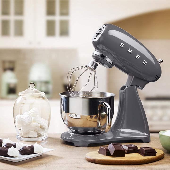 Image du produit Smeg SMF03 (800 W)