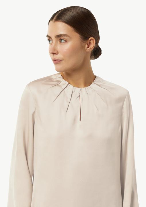 Produktbild Comma Bluse Satin-Bluse mit Falten-Detail am Ausschnitt (36)