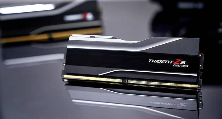Immagine prodotto G.Skill Trident Z5 RGB (2 x 16GB, 6400 MHz, RAM DDR5, DIMM)