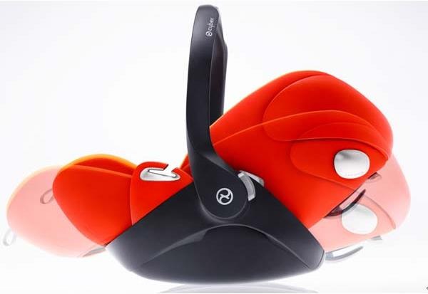Produktbild Cybex Cloud Q Plus Stardust Black (Babyschale)