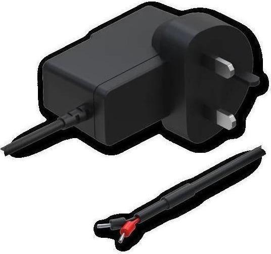 Fuente De Alimentación Teltonika EU, 9W PR3PUEU3 - Universal Para Interior, Tipo C, 4 Pines, Color Negro (1 Unidad