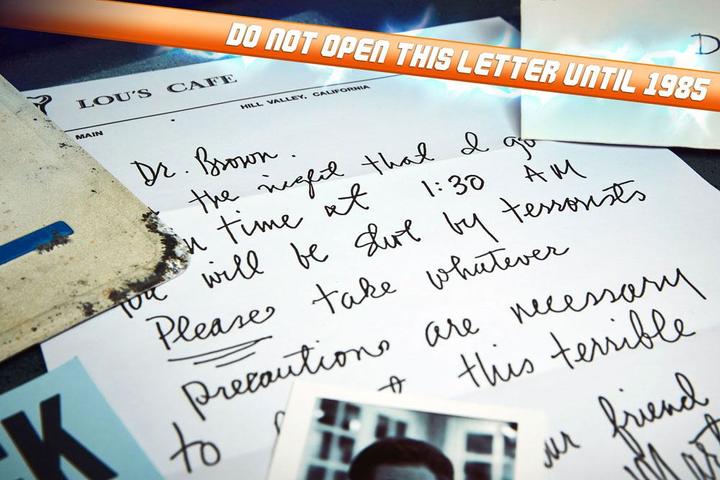 Actual product image Doctor Collector Back to the Future: Time Travel Memories Kit