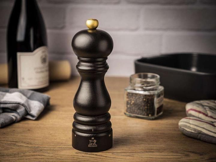 Actual product image Peugeot Pepper mill made of wood (Pepper)