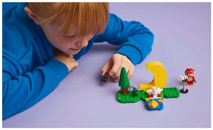 Actual product image LEGO Sternbeobachtung mit Eufemia (77053, LEGO Animal Crossing)