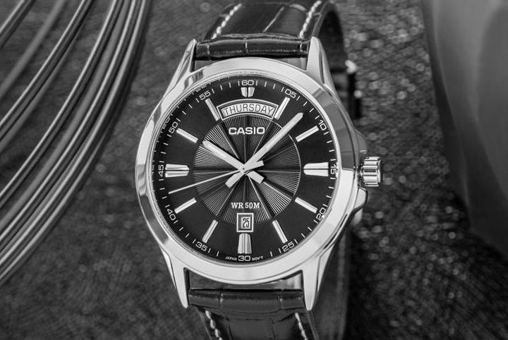 Immagine prodotto Casio MTP-1381L-1A (Orologio da polso analogico, 46.60 mm)