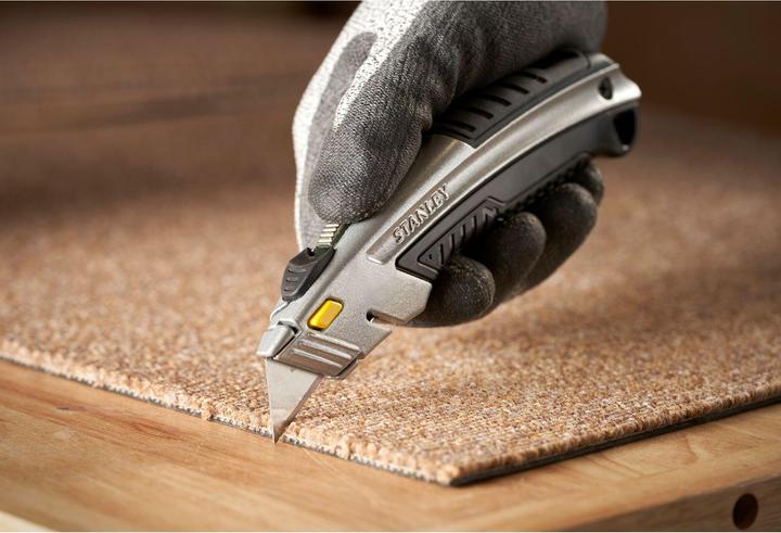 Immagine prodotto Stanley Coltello professionale a cambio rapido (Taglierini)