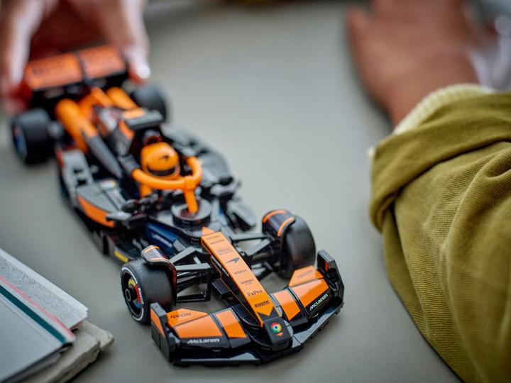 Productafbeelding LEGO McLaren F1 Team MCL38 Rennauto (77251, LEGO Snelheidskampioenen)