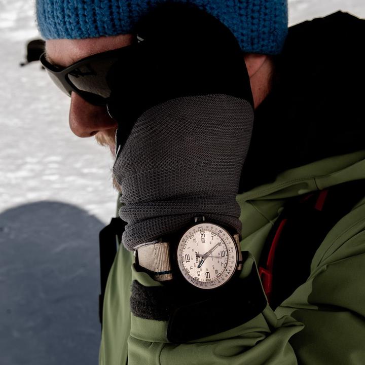 Actual product image Traser H3 110454 P68 Pathfinder Automatic 46mm 10ATM (46 mm)