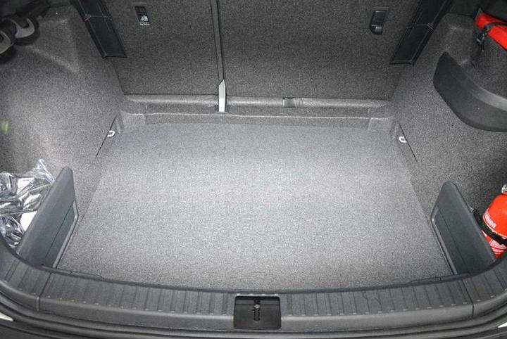 Image du produit Aristar Bac de coffre pour Skoda Karoq de 2017 à aujourd'hui (zone de chargement encastrée)