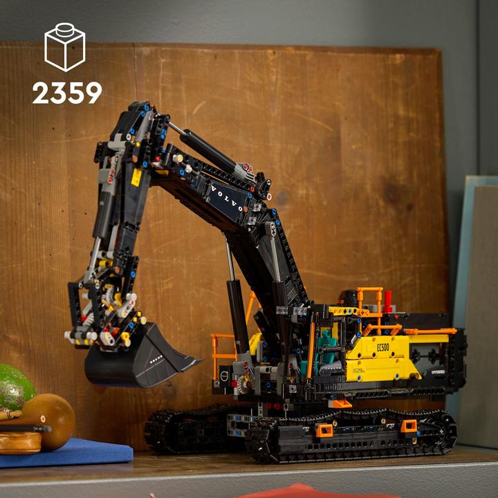 Actual product image LEGO Volvo EC500 Hybrid Bagger (42215, LEGO Technic)