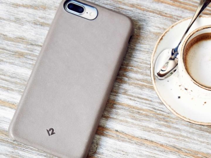 Actual product image TwelveSouth Leather Case (Apple iPhone 7 Plus)