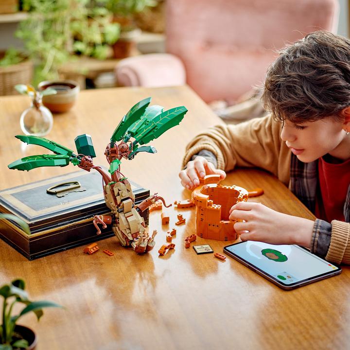 Actual product image LEGO 76433 Magic potion plant: Mandrake (76433, LEGO Harry Potter)