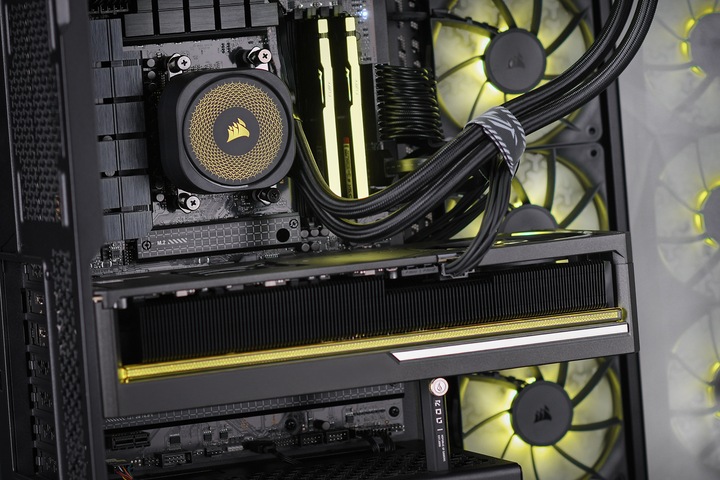 Image du produit Actina 5901443413738 (AMD Ryzen 7 7800X3D, 32.77 Go, 2000 Go, GeForce RTX 5070 Ti)