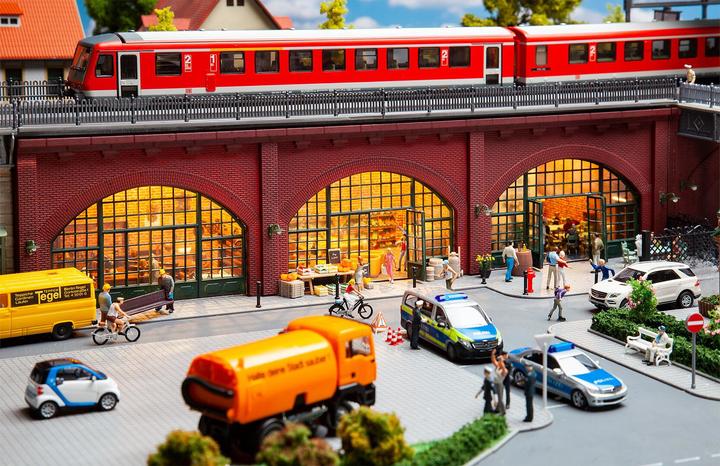 Actual product image Faller Arcades with shops and interiors