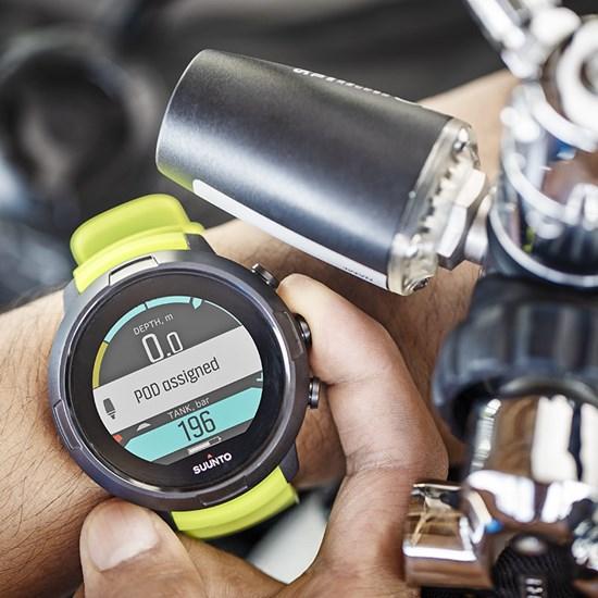 Produktbild Suunto D5 Black Lime With USB Cable