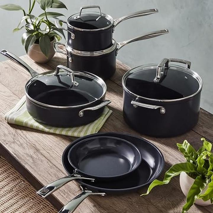 Actual product image Le Creuset Essential Non-Stick Ceramic Hapjespan - 26 cm Met Deksel (Frying pan, Aluminium)