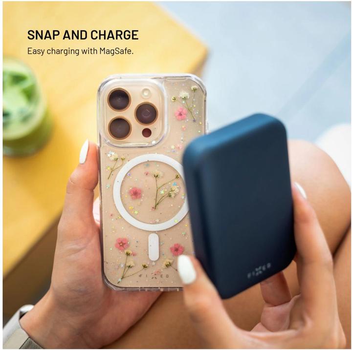 Produktbild Fixed MagBloom-Rückseite mit MagSafe-Halterung für Apple iPhone 17 in der Farbe Blush Plum (Apple iPhone 17)