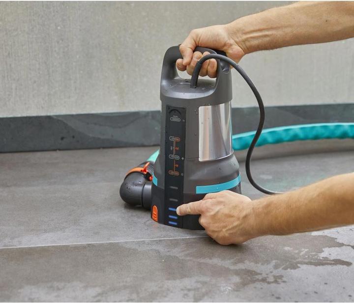 Productafbeelding Gardena Helderwater dompelpomp 11000 (Heldere waterpomp)