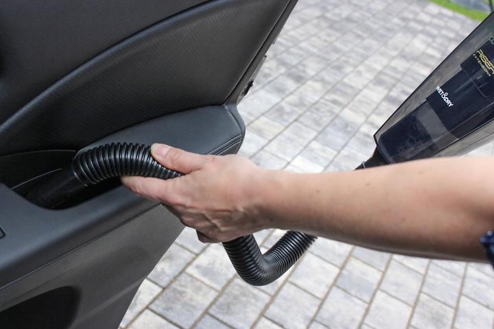 Actual product image Concept VP4353 handheld vacuum Black Bagless