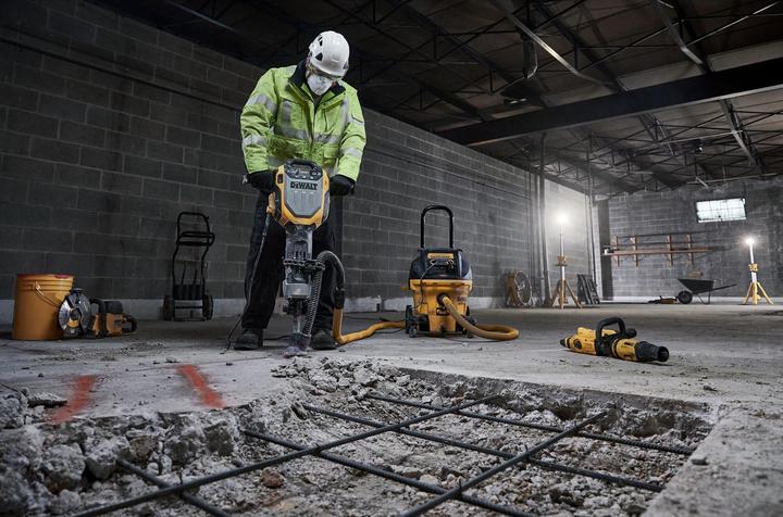 Actual product image DeWalt Chisel hammer SDS-max 11 kg 1700 watts (Electrical connection)
