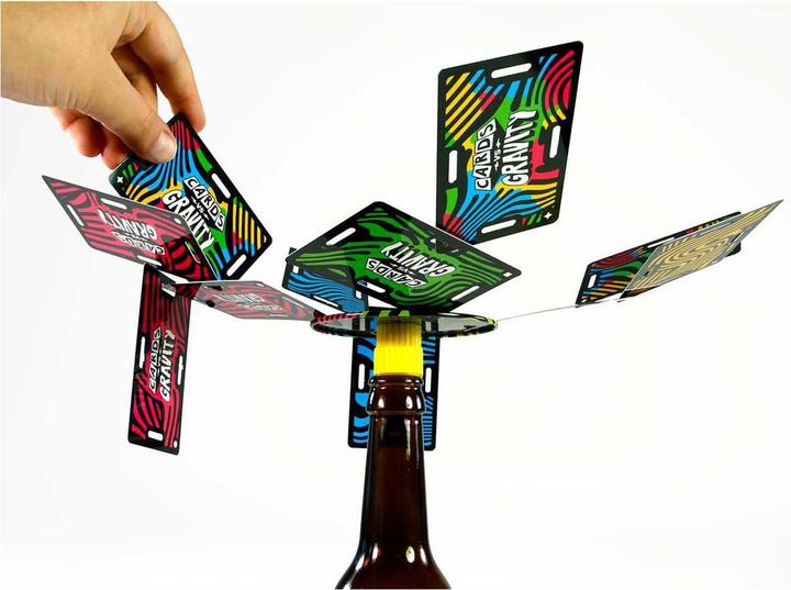 Actual product image 999Games Spielkarten Vs. Schwerkraft