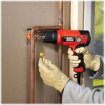 Actual product image Black & Decker Juodas + DECKER HEAT UN 2000W CASE KX2001K