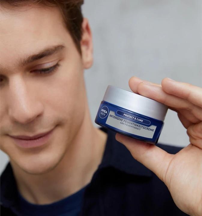 Produktbild NIVEA Intensive Feuchtigkeitscreme für trockene Haut für Männer (Gesichtspflege) 50 ml (50 ml)