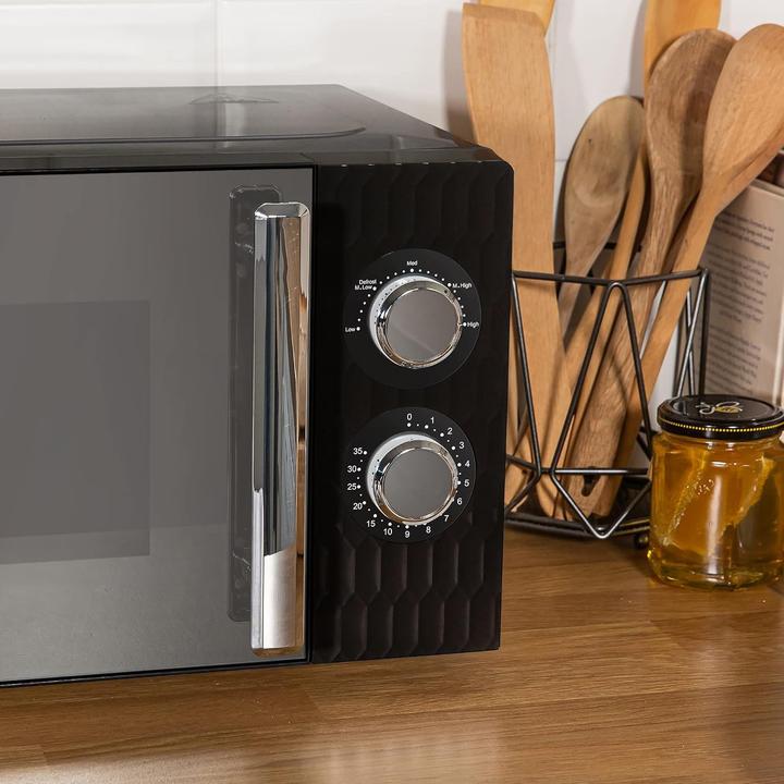Actual product image Russell Hobbs Manual Microwave with 5 Power Levels, Defrost Function, and Integrated Timer (17 l)
