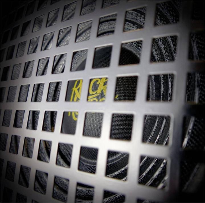 Immagine prodotto Sintron Tubo vuoto per subwoofer Rockhouse 200 mm (200 W)