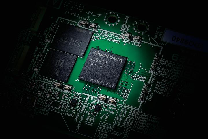 Actual product image Yamaha RX-A4A (7.2 channels, AM, FM, DAB+)