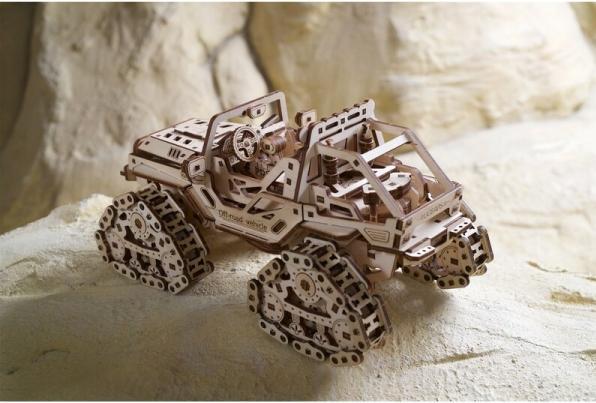 Actual product image Ugears 70204 Tracked Off-Road Vehicle