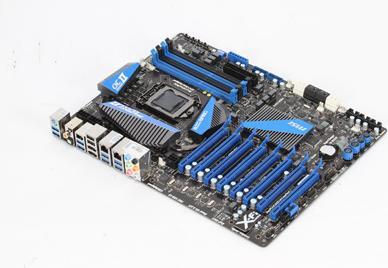 Produktbild MSI Big Bang Marshal (B3), P67 B3, LGA1155, CFX/SLI/Lucid (LGA 1155, XL-ATX)