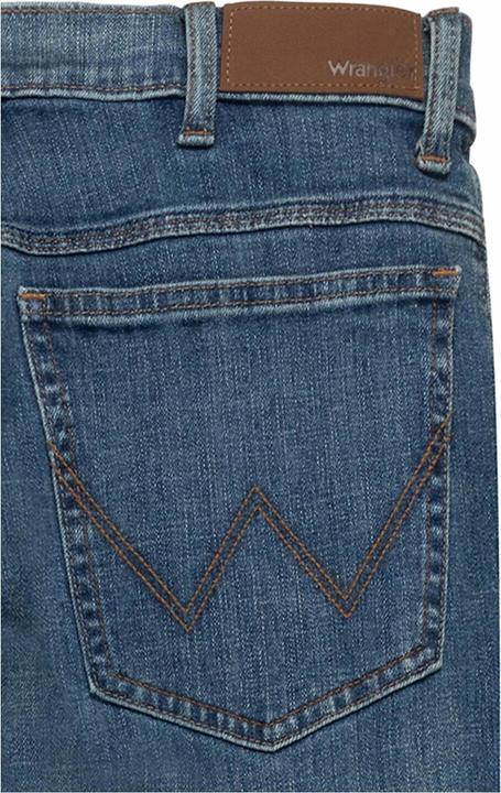 Actual product image Wrangler Jeans Regular Fit Authentic Straight (W36/L30)