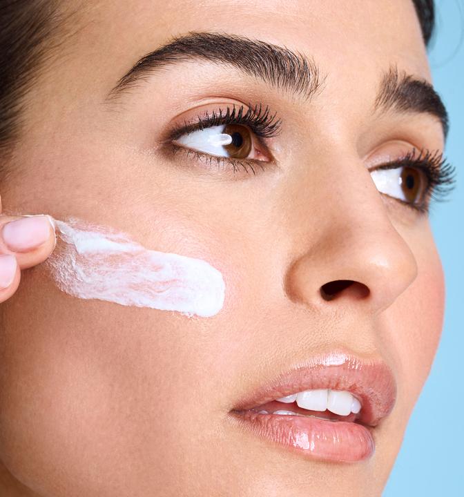 Actual product image Collistar Anti Age Cleansing Milk 250 ml (Cleansing lotion, 250 ml)