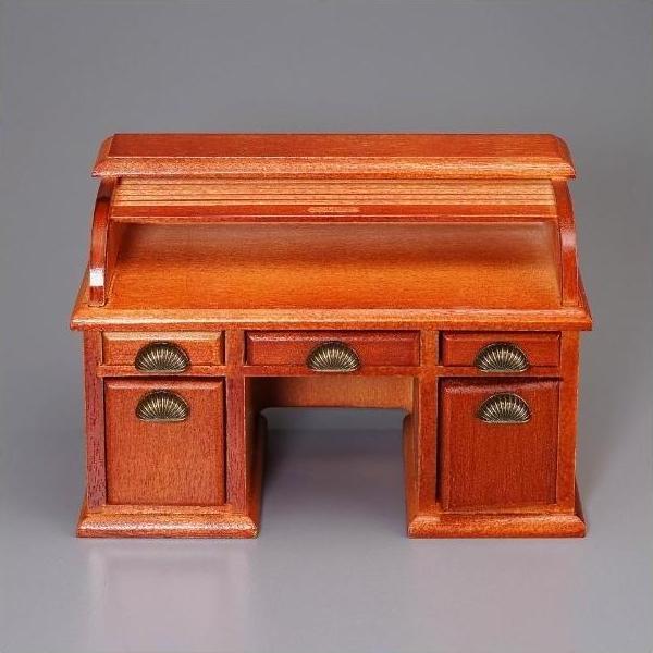 Reutter, Miniature, Schreibtisch aus Holz mit Schubladen