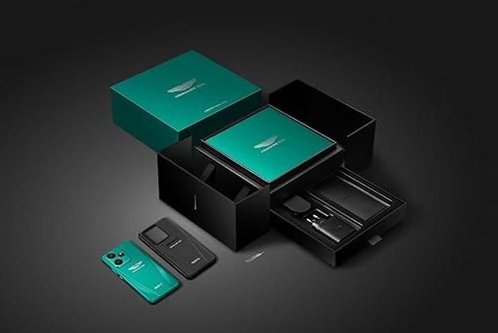 Produktbild realme GT 7 (512 GB, Aston Martin Green, 6.78", Hybrid Dual SIM, 5G)